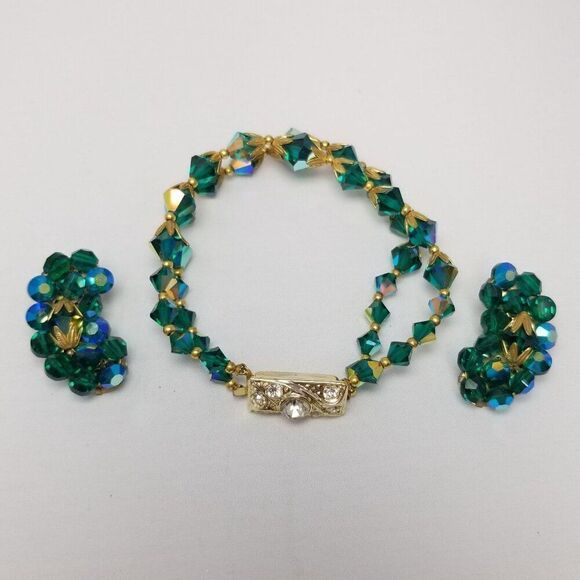 Vintage Dark Green Beaded Two Strand Bracelet and Clip On Earring Set, Estate - Picture 10 of 10
